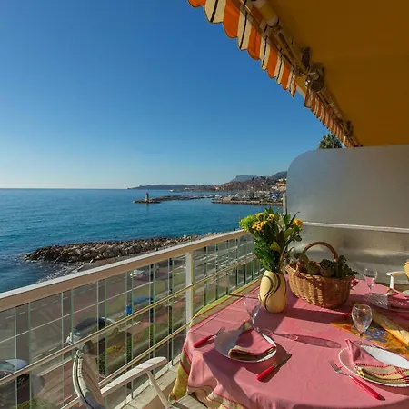 Superbe 2p Climatise Avec Terrasses, Garage Et Piscine, Face A La Mer. - Fr-1-196-222 Appartement