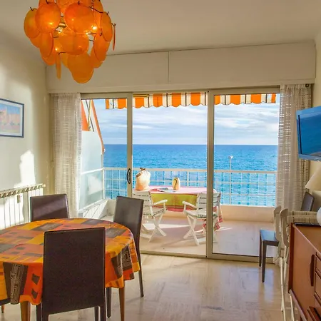 Appartement Superbe 2p Climatise Avec Terrasses, Garage Et Piscine, Face A La Mer. - Fr-1-196-222 Menton