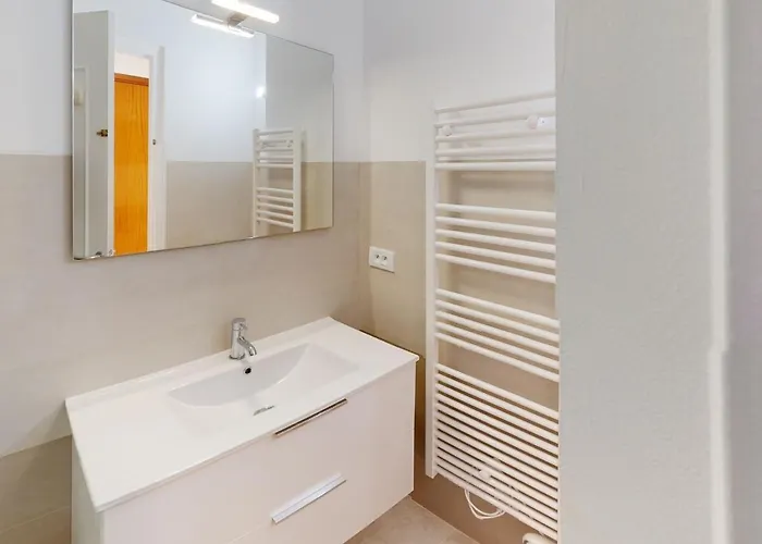 2P A Menton Avec Terrasse, Climatisation Et Garage - Fr-1-196-222 アパート *